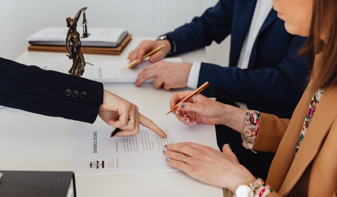 Divorce Mediation vs. Litigation